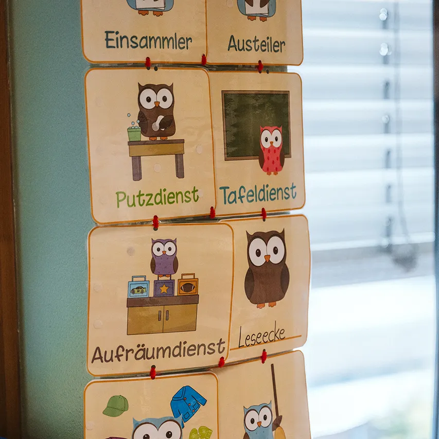 Schild in der Schule Kölnische Heide